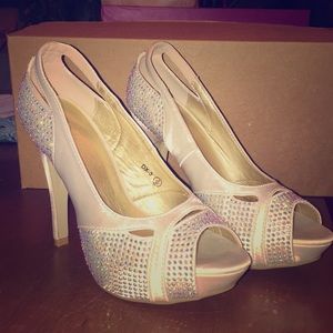 Ivory wedding/prom crystal & satin stilettos